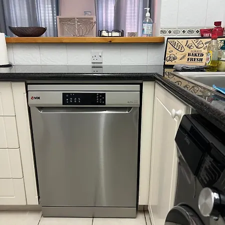 Limnaria - Luxurious, Spacious 3 Bed With Pool Views * פאפוס