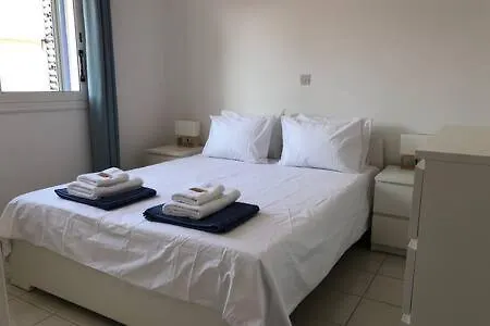 Limnaria - Luxurious, Spacious 3 Bed With Pool Views *