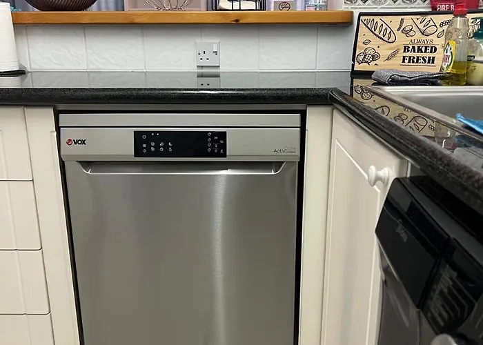 Limnaria - Luxurious, Spacious 3 Bed With Pool Views * Paphos